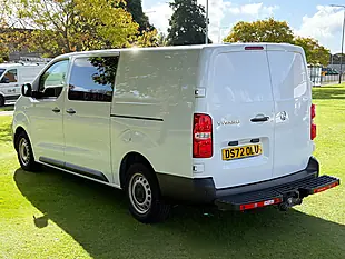 Used 2022 Vauxhall Vivaro Dynamic White - Interior and Exterior details 4