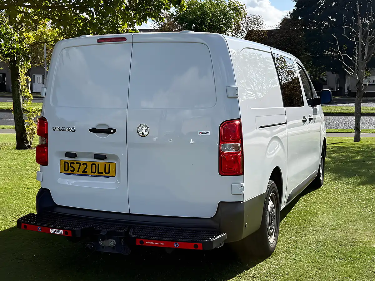 Used 2022 Vauxhall Vivaro Dynamic White - Interior and Exterior details 5