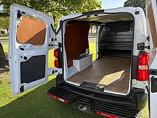Used 2022 Vauxhall Vivaro Dynamic White - Interior and Exterior details 7