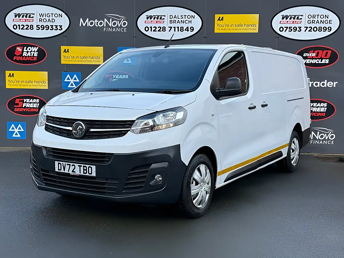 Used 2022 Vauxhall Vivaro Dynamic White - Front View