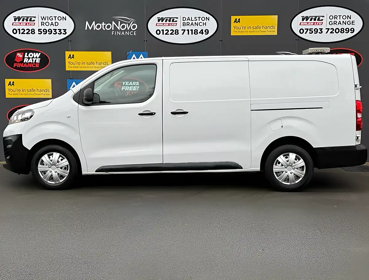 Used 2022 Vauxhall Vivaro Dynamic White - Interior and Exterior details 2