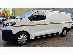 Used 2022 Vauxhall Vivaro Dynamic White - Interior and Exterior details 11