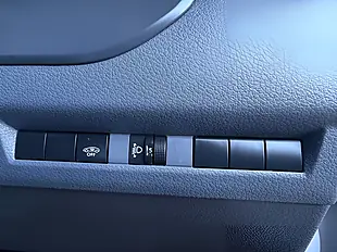 Used 2022 Vauxhall Vivaro Dynamic White - Interior and Exterior details 18