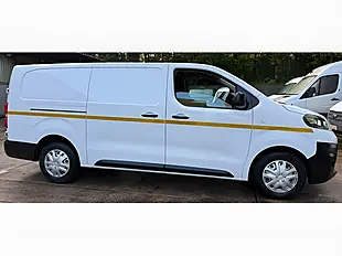 Used 2022 Vauxhall Vivaro Dynamic White - Interior and Exterior details 5