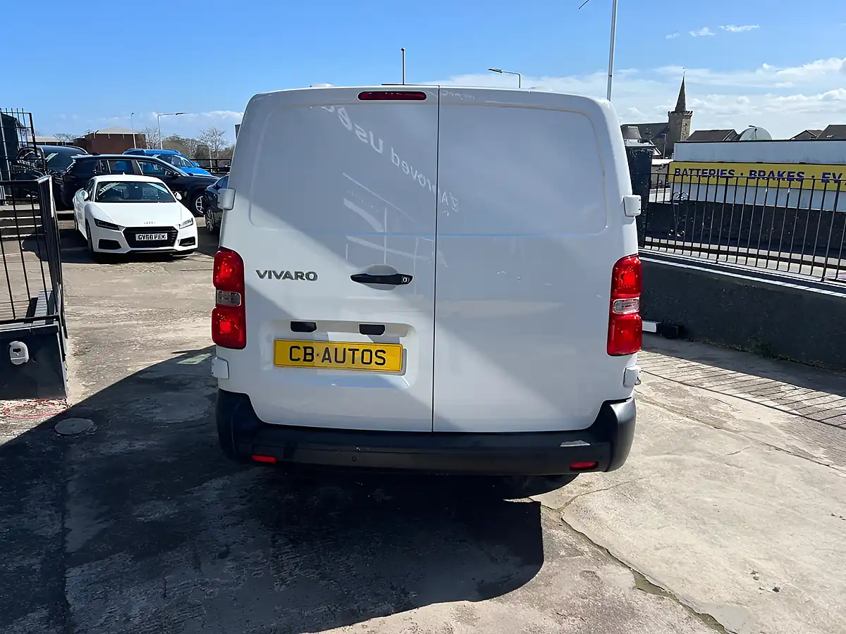 Used 2022 Vauxhall Vivaro Dynamic White - Interior and Exterior details 6