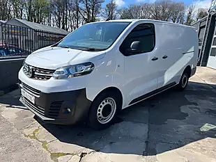 Used 2022 Vauxhall Vivaro Dynamic White - Interior and Exterior details 9