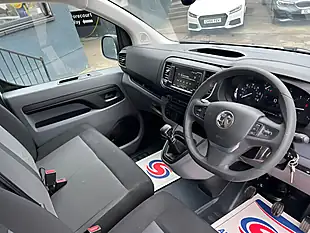 Used 2022 Vauxhall Vivaro Dynamic White - Interior and Exterior details 16