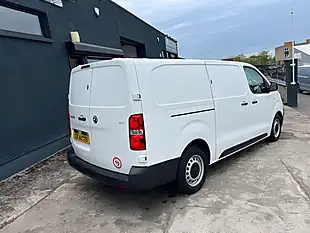 Used 2022 Vauxhall Vivaro Dynamic White - Interior and Exterior details 4