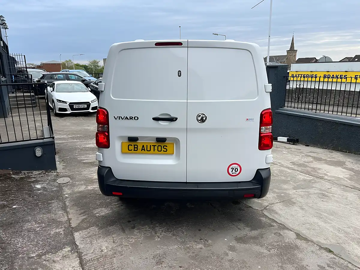 Used 2022 Vauxhall Vivaro Dynamic White - Interior and Exterior details 5