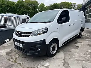 Used 2022 Vauxhall Vivaro Dynamic White - Interior and Exterior details 8