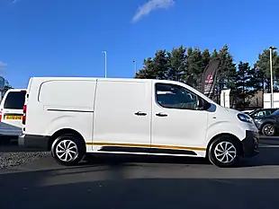 Used 2022 Vauxhall Vivaro Dynamic White - Interior and Exterior details 2