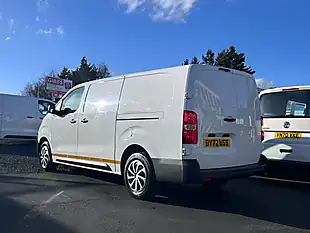 Used 2022 Vauxhall Vivaro Dynamic White - Interior and Exterior details 5