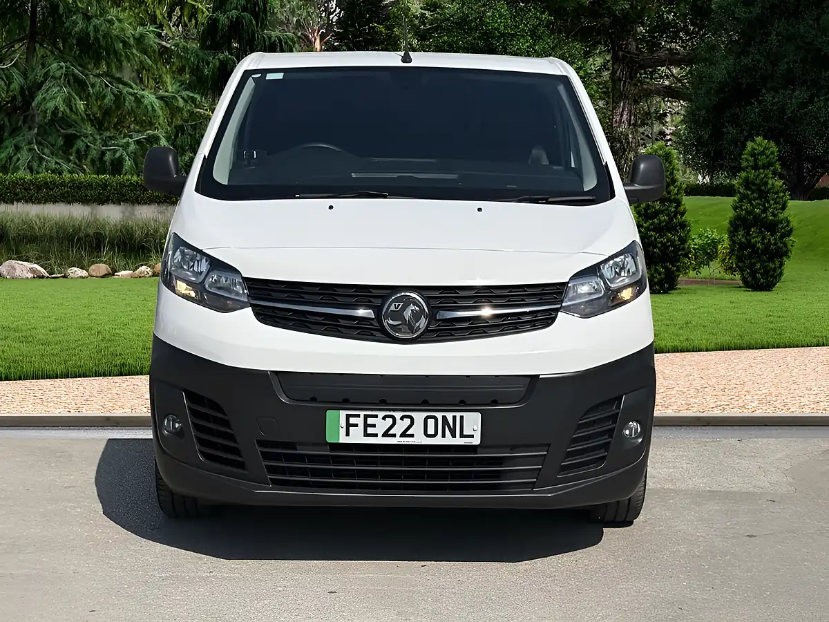 Used 2022 Vauxhall Vivaro Electric Dynamic White - Interior and Exterior details 8
