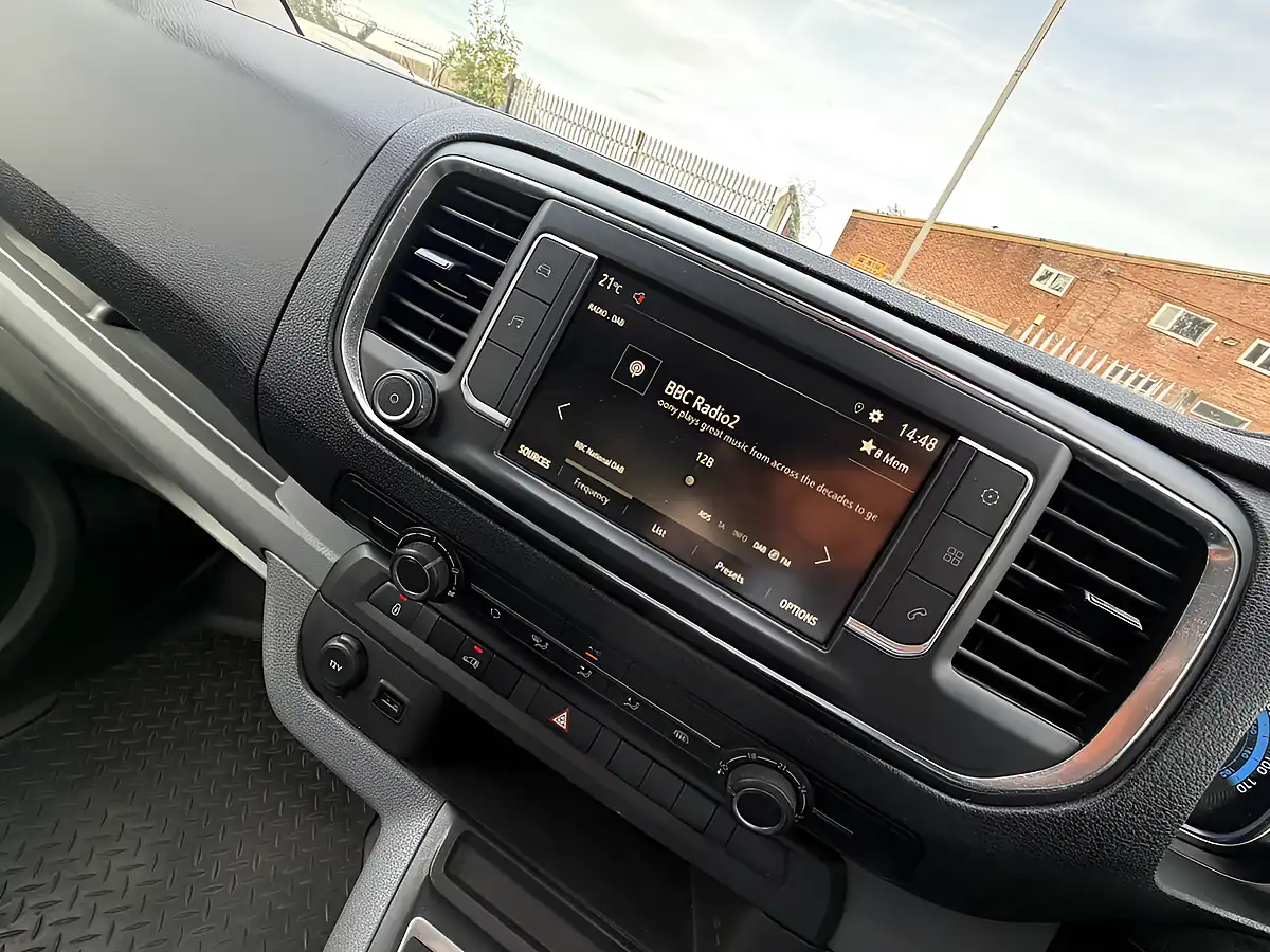 Used 2022 Vauxhall Vivaro L1H1 3100 Dynamic White - Interior and Exterior details 15