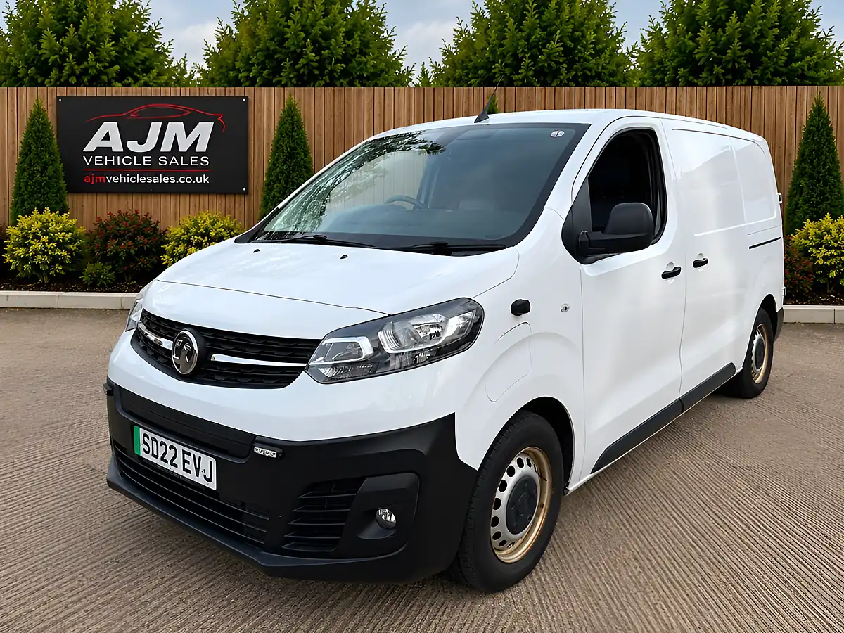 Used 2022 Vauxhall Vivaro L1H1 3100 Dynamic White - Interior and Exterior details 4