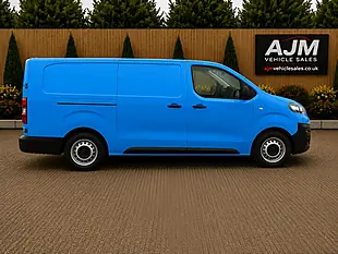 Used 2022 Vauxhall Vivaro L2H1 3100 Dynamic Blue - Interior and Exterior details 10