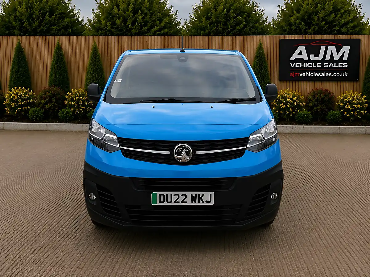 Used 2022 Vauxhall Vivaro L2H1 3100 Dynamic Blue - Interior and Exterior details 4