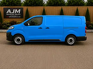 Used 2022 Vauxhall Vivaro L2H1 3100 Dynamic Blue - Interior and Exterior details 6