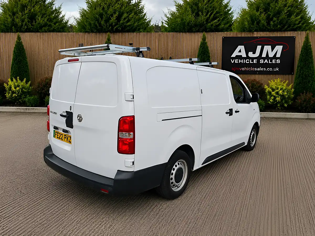 Used 2022 Vauxhall Vivaro L2H1 3100 Dynamic White - Interior and Exterior details 8