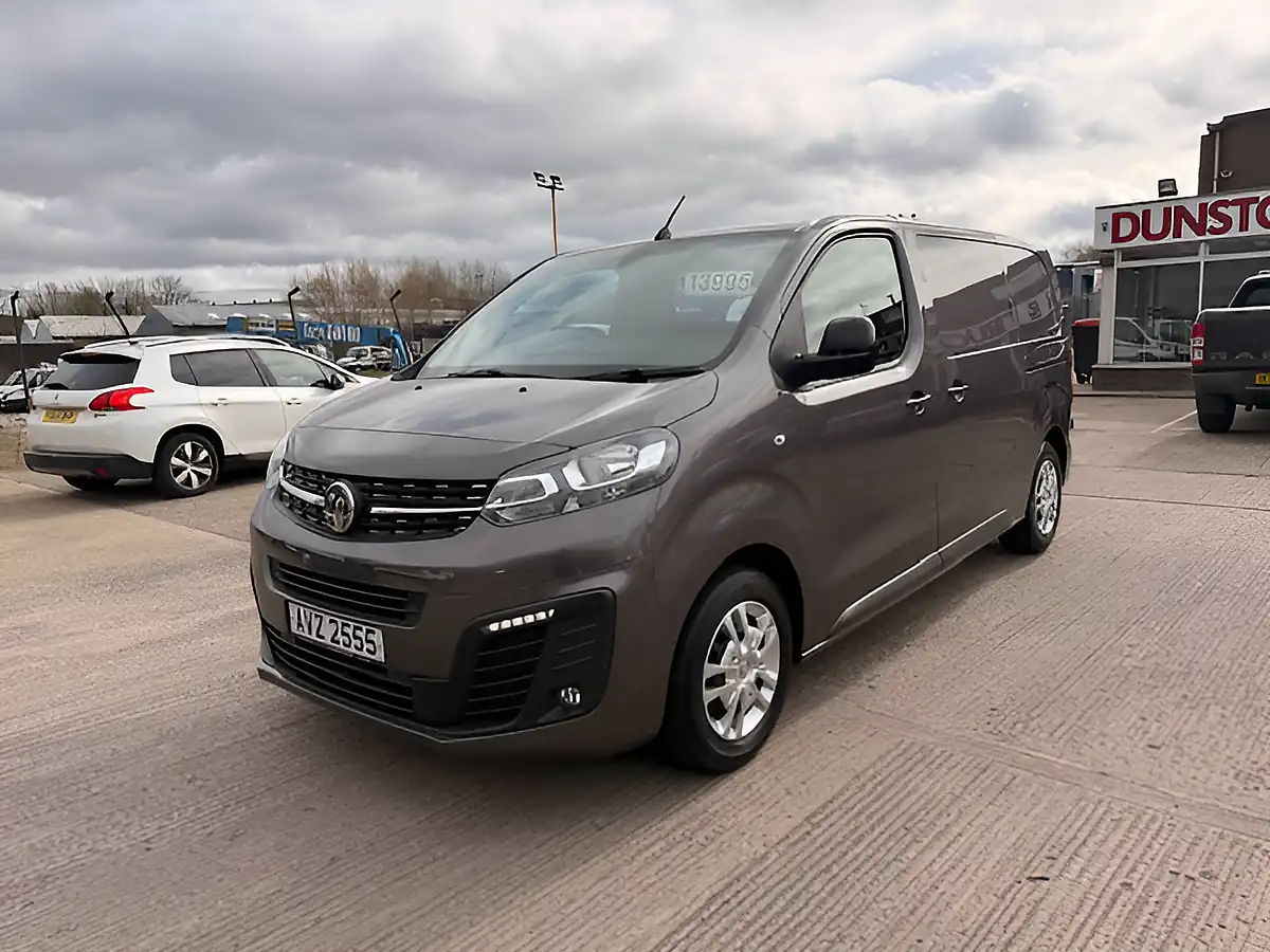 Used 2022 Vauxhall Vivaro Sportive F2700 Grey - Interior and Exterior details 13