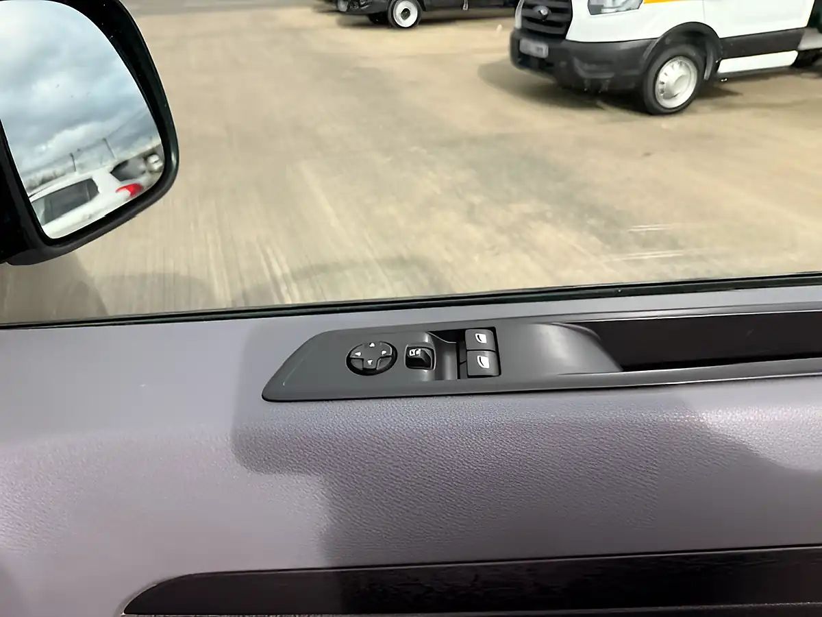 Used 2022 Vauxhall Vivaro Sportive F2700 Grey - Interior and Exterior details 18