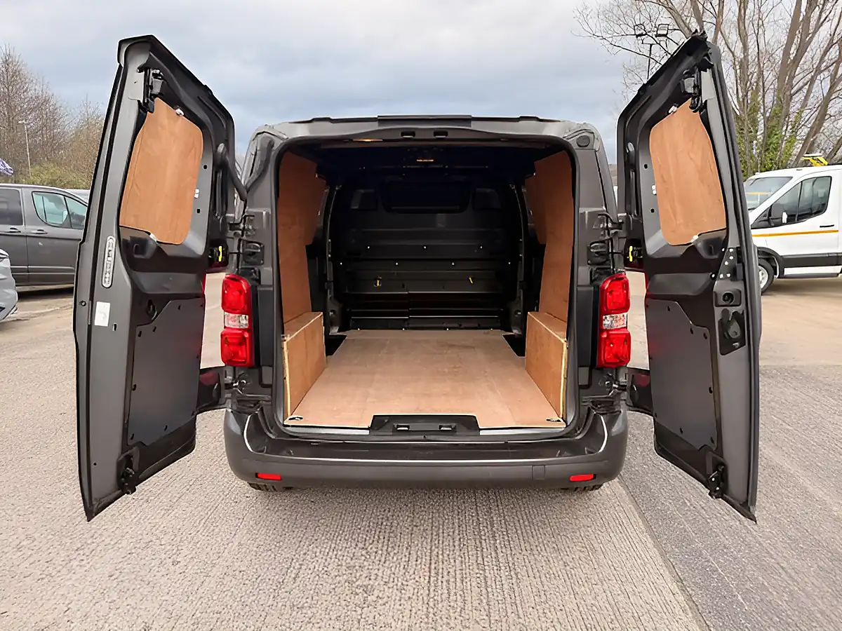 Used 2022 Vauxhall Vivaro Sportive F2700 Grey - Interior and Exterior details 6