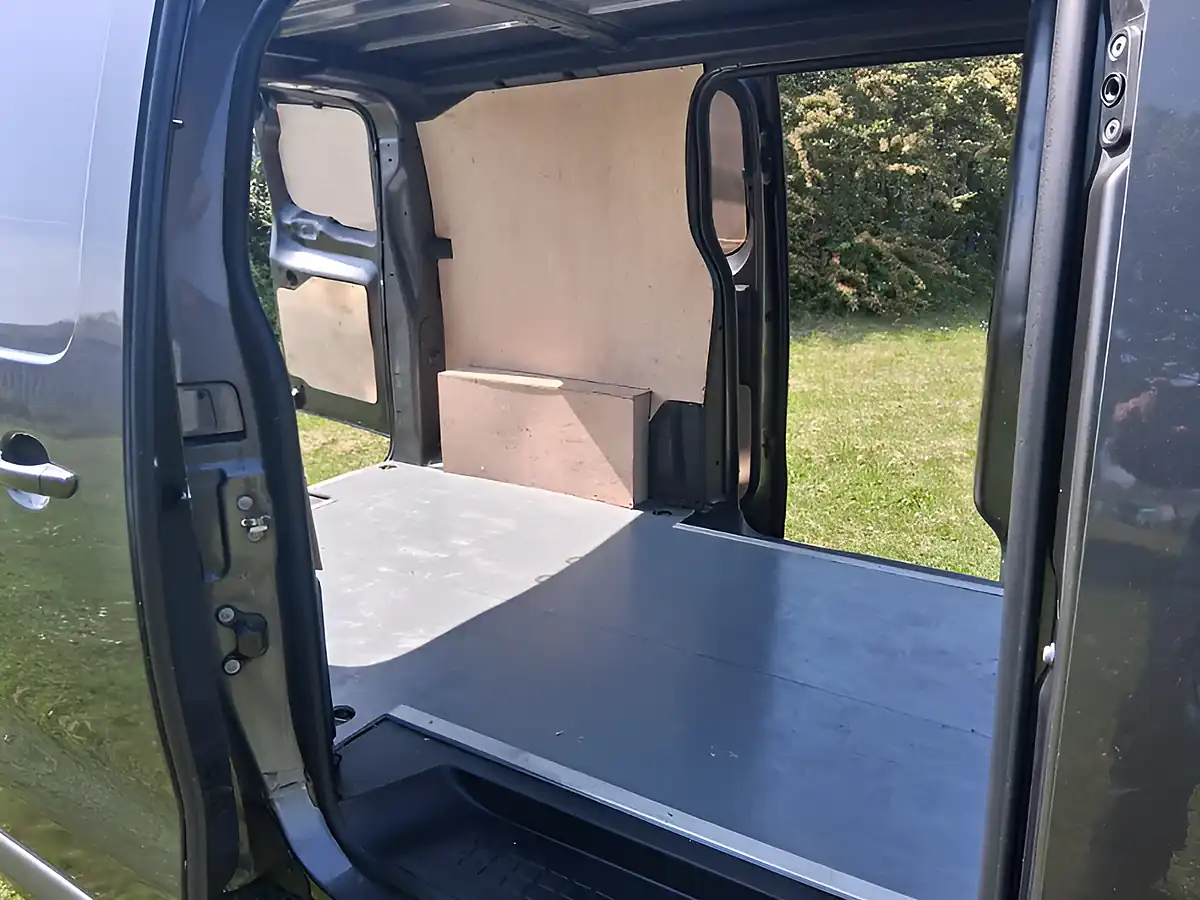 Used 2022 Vauxhall Vivaro Sportive Grey - Interior and Exterior details 11