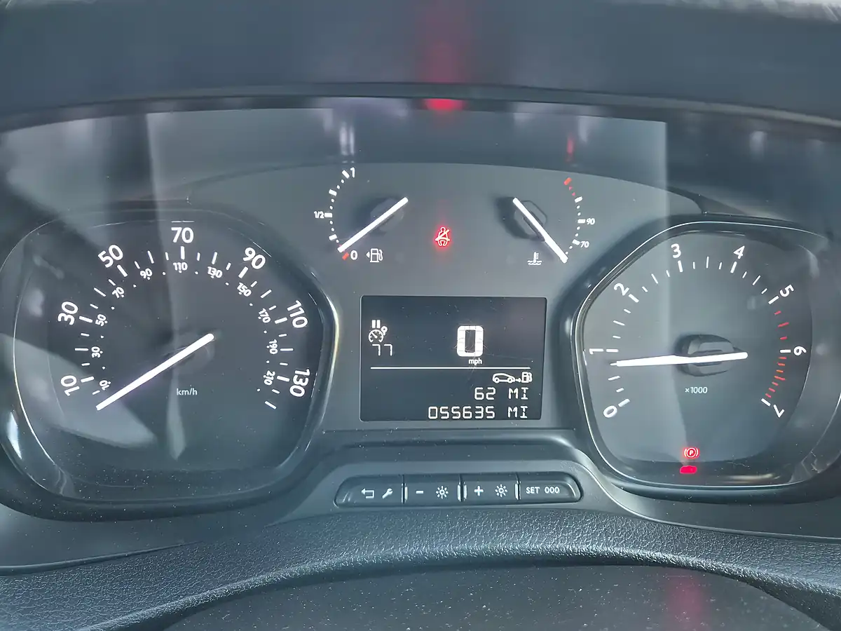 Used 2022 Vauxhall Vivaro Sportive Grey - Interior and Exterior details 5