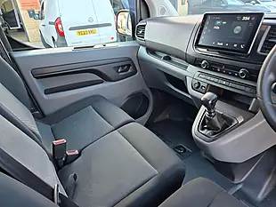 Used 2022 Vauxhall Vivaro Sportive Grey - Interior and Exterior details 6