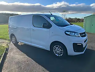 Used 2022 Vauxhall Vivaro Sportive L1 H1 White - Interior and Exterior details 5