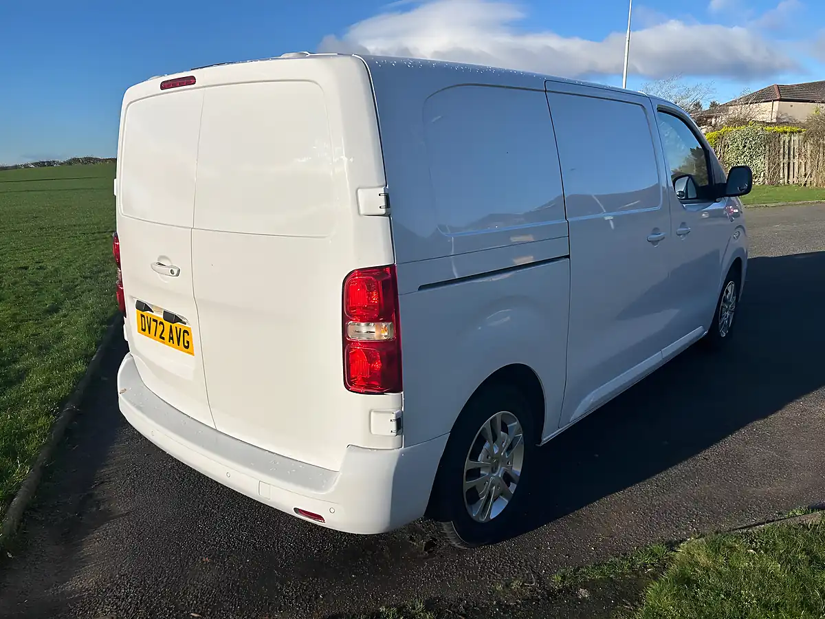 Used 2022 Vauxhall Vivaro Sportive L1 H1 White - Interior and Exterior details 6