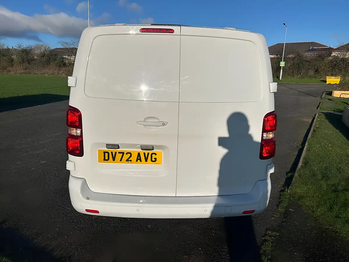 Used 2022 Vauxhall Vivaro Sportive L1 H1 White - Interior and Exterior details 7
