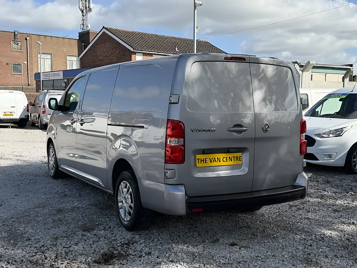 Used 2022 Vauxhall Vivaro Sportive L2 H1 Grey - Interior and Exterior details 10