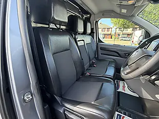 Used 2022 Vauxhall Vivaro Sportive L2 H1 Grey - Interior and Exterior details 17