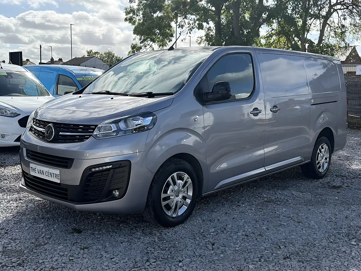 Used 2022 Vauxhall Vivaro Sportive L2 H1 Grey - Interior and Exterior details 3