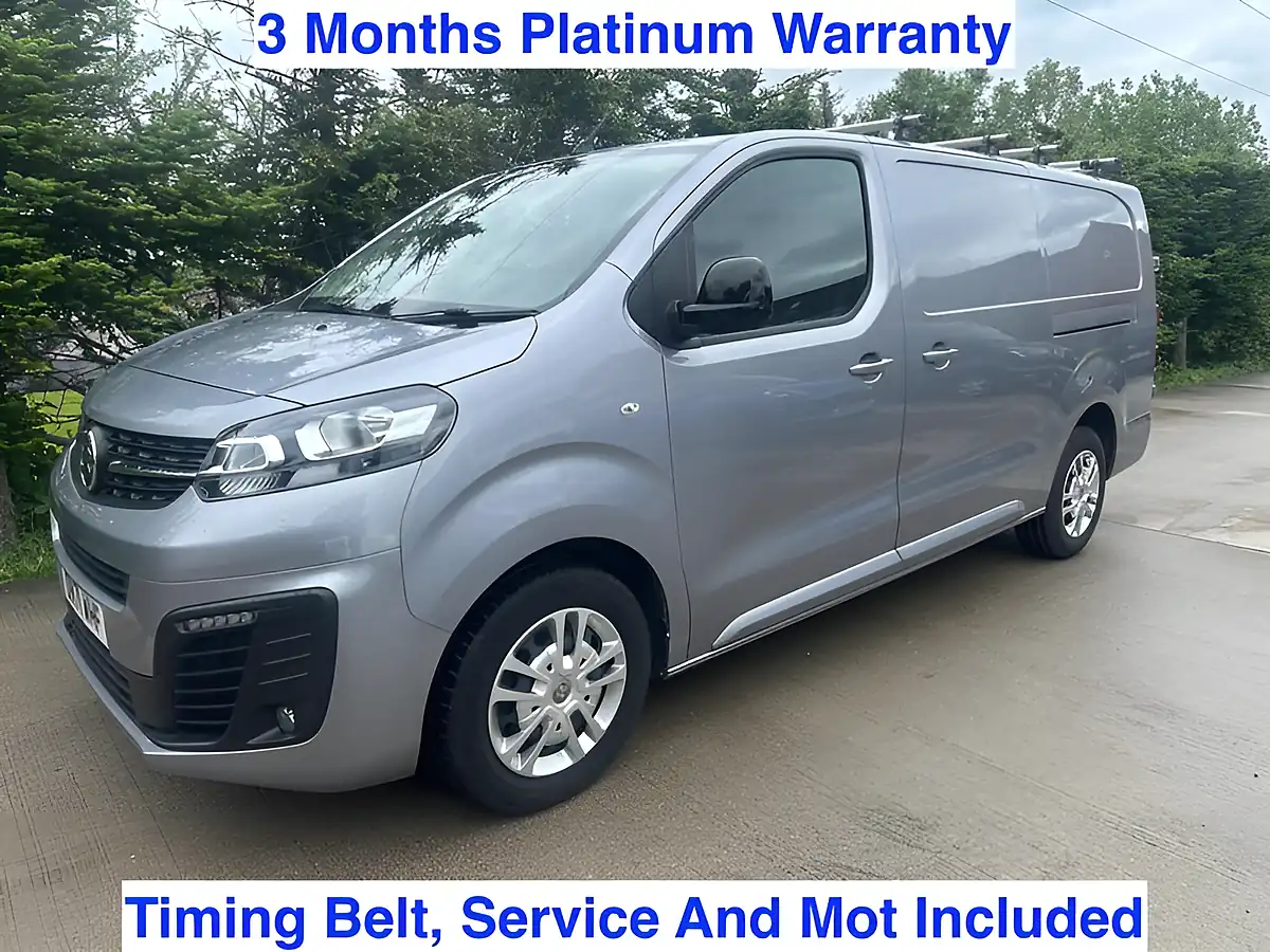 Used 2022 Vauxhall Vivaro Sportive L2 H1 - Front View