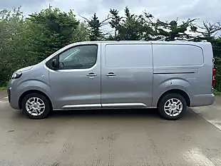 Used 2022 Vauxhall Vivaro Sportive L2 H1 - Interior and Exterior details 10