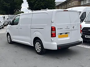 Used 2022 Vauxhall Vivaro Sportive L2 H1 Kaolin White (brilliant) - Interior and Exterior details 10