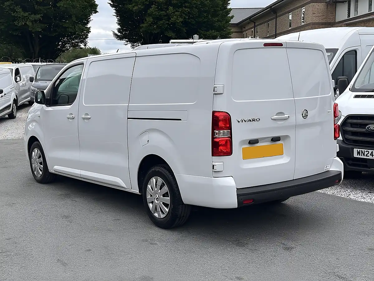 Used 2022 Vauxhall Vivaro Sportive L2 H1 Kaolin White (brilliant) - Interior and Exterior details 10
