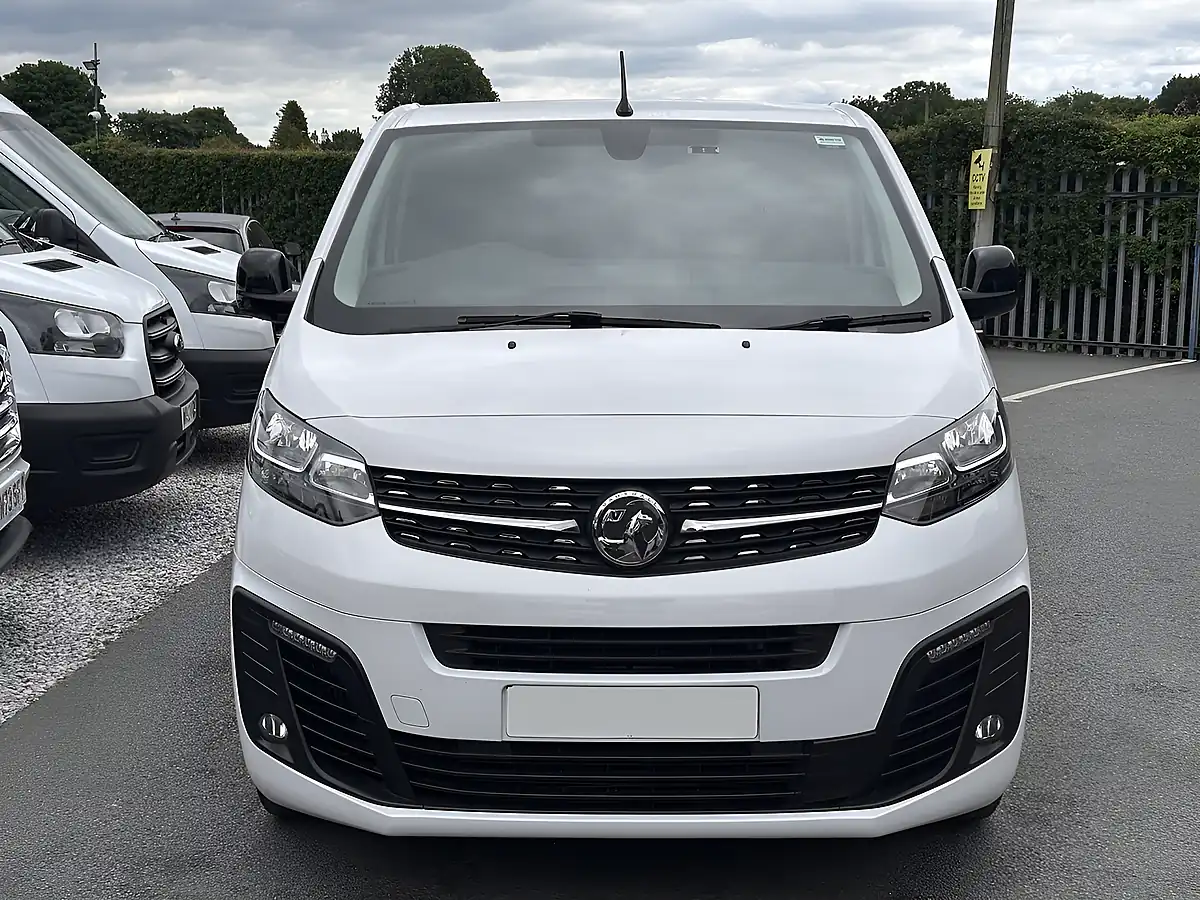 Used 2022 Vauxhall Vivaro Sportive L2 H1 Kaolin White (brilliant) - Interior and Exterior details 12