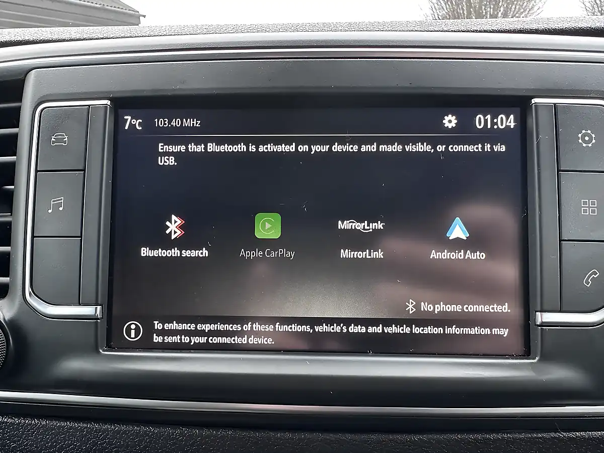 Used 2022 Vauxhall Vivaro Sportive L2 H1 Kaolin White (brilliant) - Interior and Exterior details 14