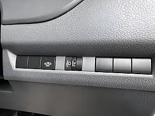 Used 2022 Vauxhall Vivaro Sportive L2 H1 Kaolin White (brilliant) - Interior and Exterior details 19