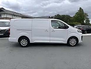 Used 2022 Vauxhall Vivaro Sportive L2 H1 Kaolin White (brilliant) - Interior and Exterior details 8