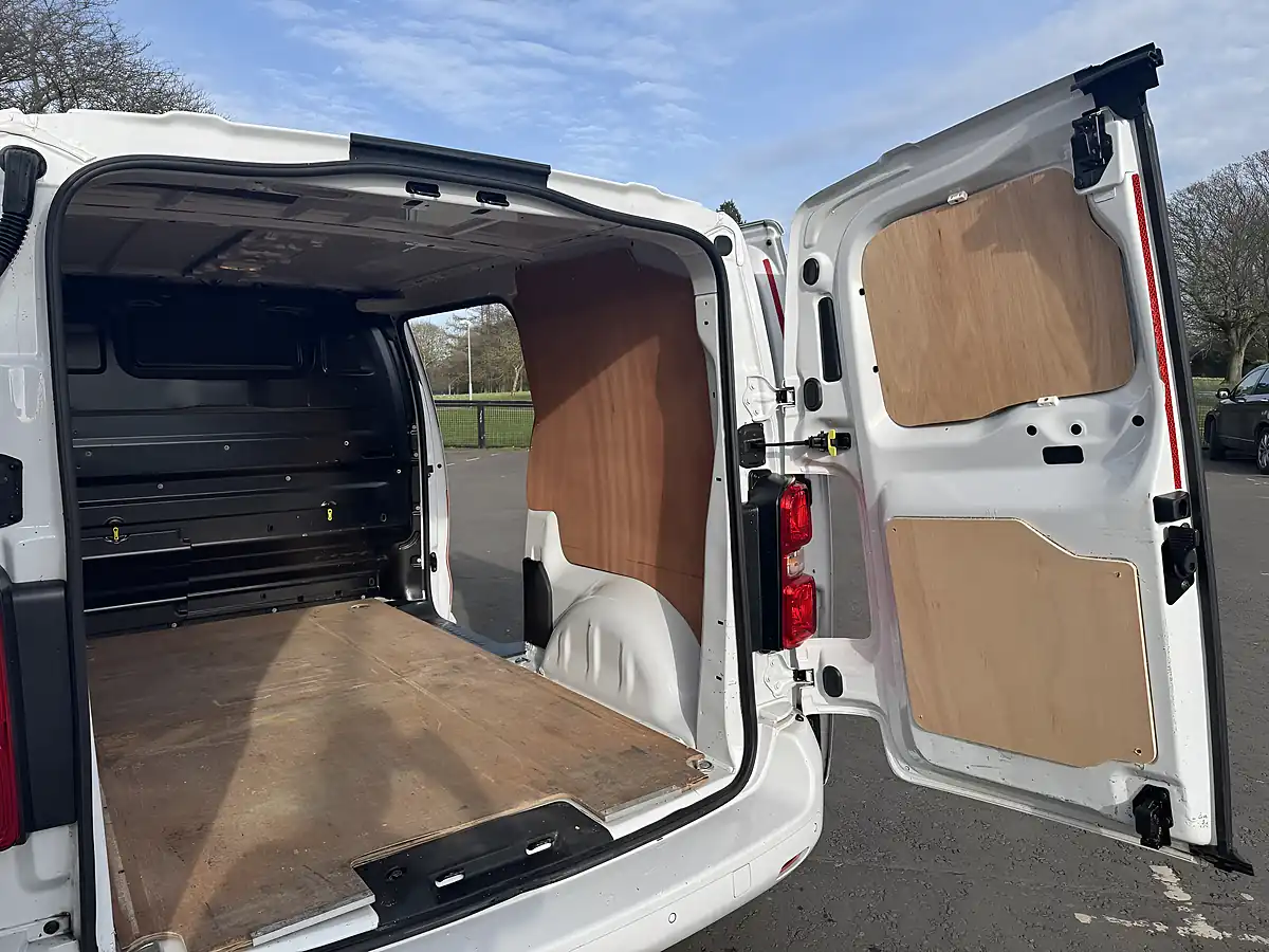 Used 2022 Vauxhall Vivaro Sportive White - Interior and Exterior details 10