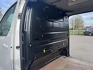 Used 2022 Vauxhall Vivaro Sportive White - Interior and Exterior details 14