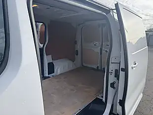 Used 2022 Vauxhall Vivaro Sportive White - Interior and Exterior details 15