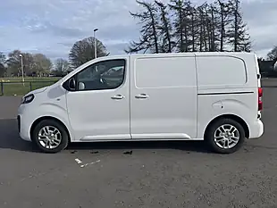 Used 2022 Vauxhall Vivaro Sportive White - Interior and Exterior details 6