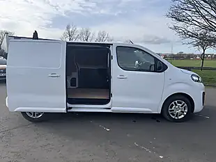 Used 2022 Vauxhall Vivaro Sportive White - Interior and Exterior details 7