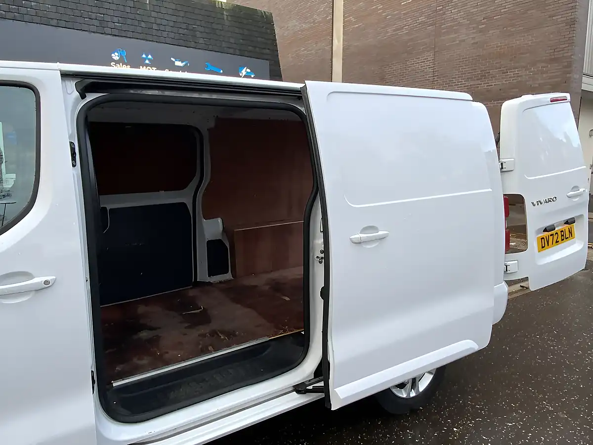 Used 2022 Vauxhall Vivaro Sportive White - Interior and Exterior details 9