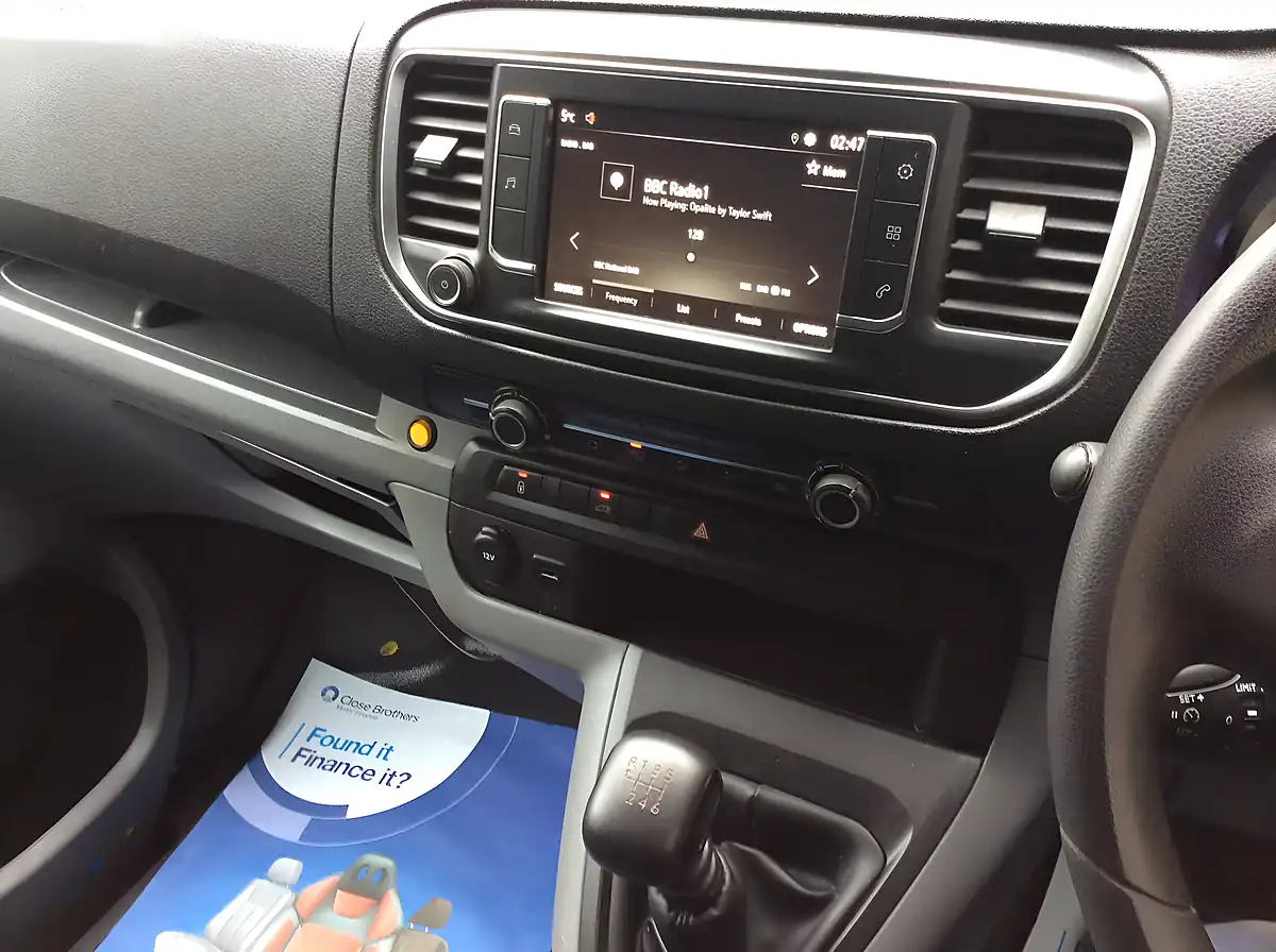 Used 2022 Vauxhall Vivaro Sportive White - Interior and Exterior details 10